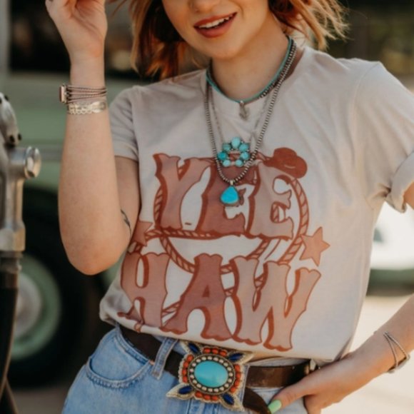 Yee Haw Rope Western Graphic T-Shirt - Picture 2 of 4
